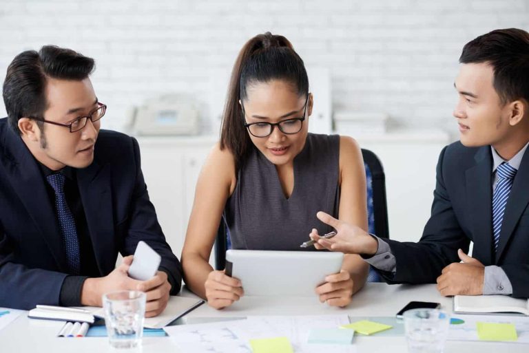 Trách nhiệm của Việt Á khi đứng lên đăng ký thành lập công ty cổ phần cho khách hàng